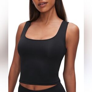Black Square Scoop Neck Cropped Athletic Tank New